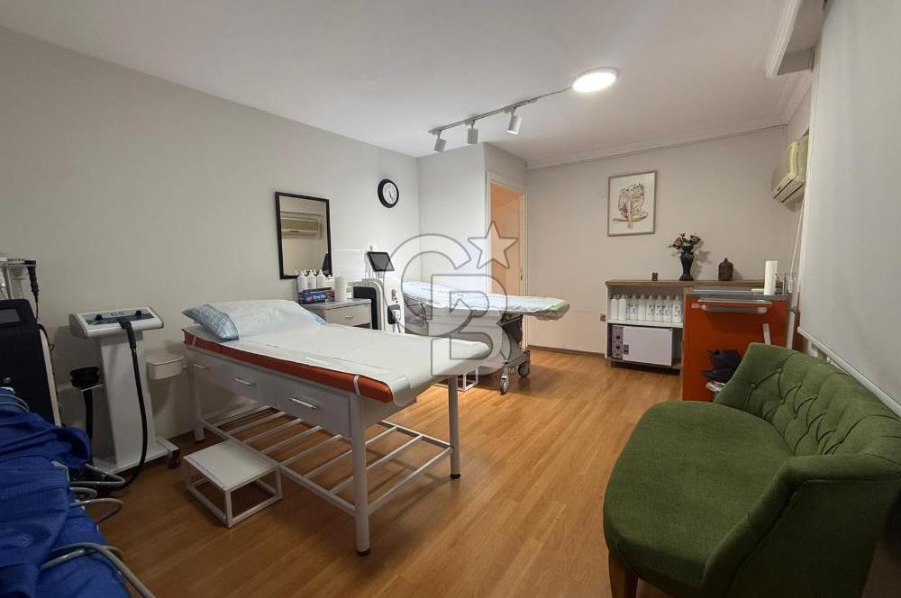 Konak İnönü Caddesinde Devren Kiralık Güzellik Merkezi