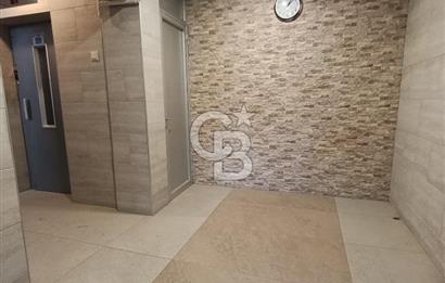 MAYA KOLEJİ YAKINA ATATÜRK SİTESİNDE ARA KATTA 3+1 KİRALIK DAİRE