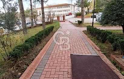 MAYA KOLEJİ YAKINA ATATÜRK SİTESİNDE ARA KATTA 3+1 KİRALIK DAİRE