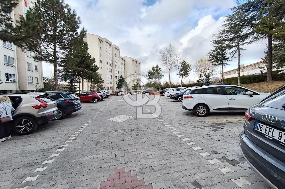 MAYA KOLEJİ YAKINA ATATÜRK SİTESİNDE ARA KATTA 3+1 KİRALIK DAİRE