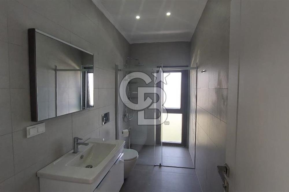 ŞARKÖY'DE DENİZ MANZARALI VİLLA  