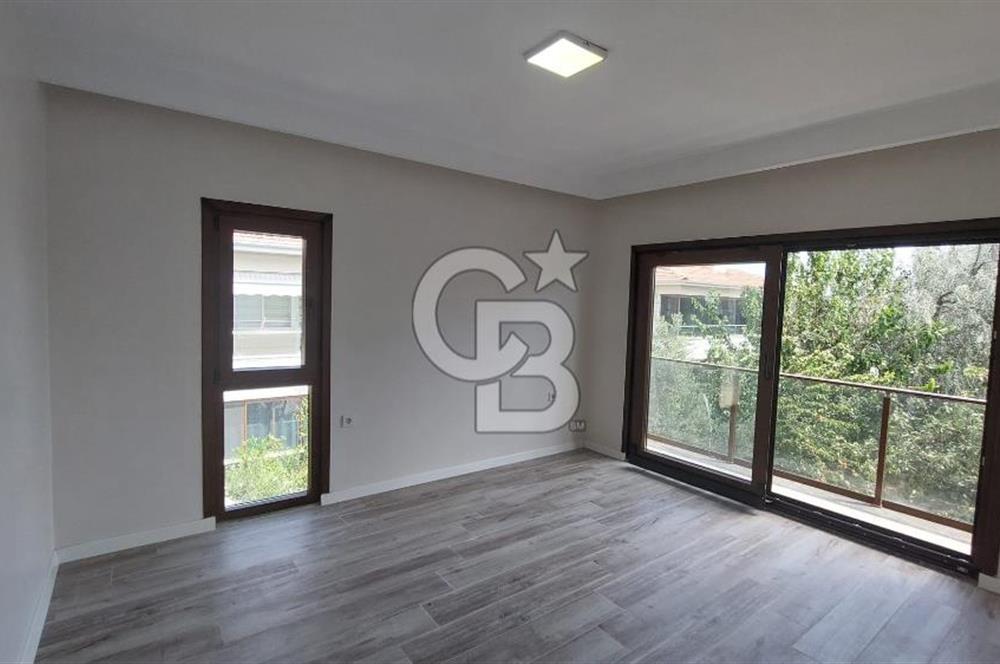 ŞARKÖY'DE DENİZ MANZARALI VİLLA  