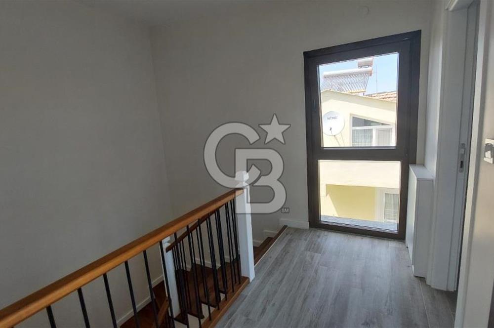 ŞARKÖY'DE DENİZ MANZARALI VİLLA  