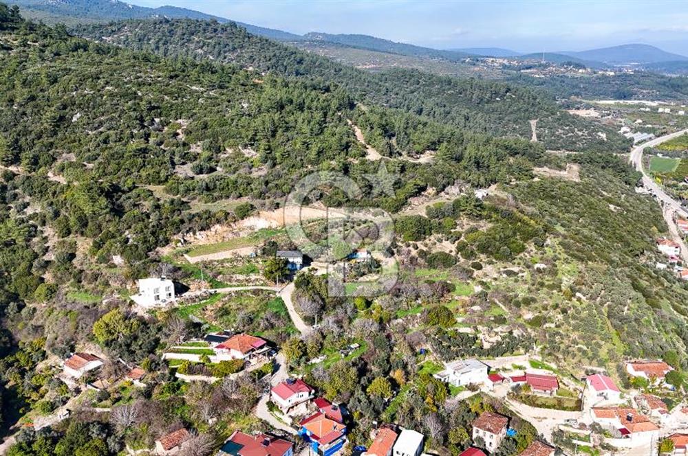 AHMETBEYLİ’DE DENİZE YAKIN, TARİHİ DOKU İÇİNDE, NUMARATAJLI YATIRIMLIK ARAZİ