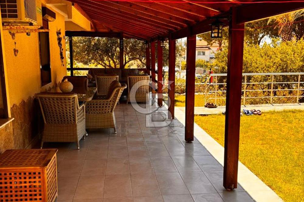 URLA İLTUR SİTESİN'DE 3+1 FIRSAT SATILIK VİLLA