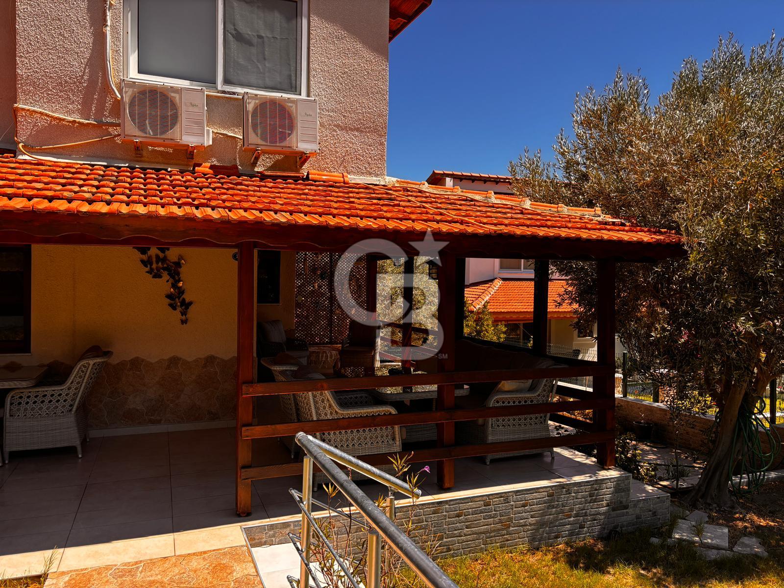 URLA İLTUR SİTESİN'DE 3+1 FIRSAT SATILIK VİLLA