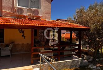 URLA İLTUR SİTESİN'DE 3+1 FIRSAT SATILIK VİLLA - 1 - 319026