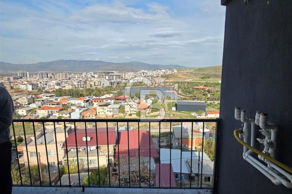 Menemen'de Gölpark Manzaralı Satılık Daireler