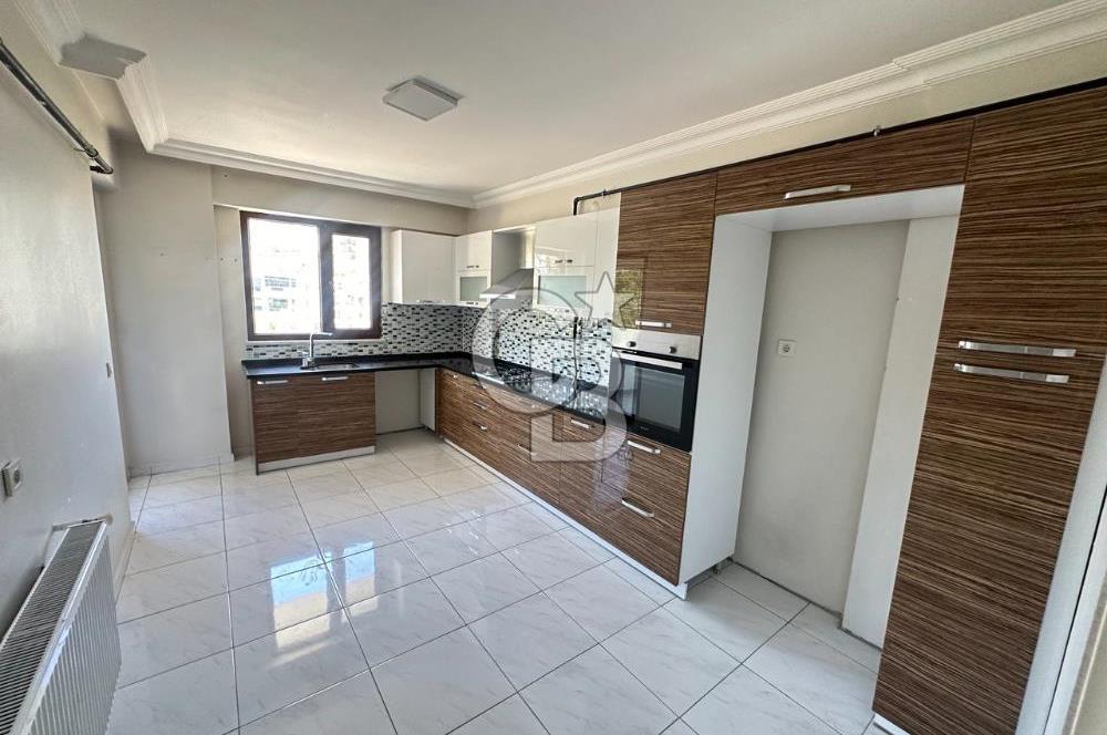 CB Envoy'dan Beyaz Saraylar Sitesinde 3+1 Çatı Dubleks