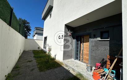 CB Envoy'dan Sunrise Villalarında Deniz Manzaralı Tripleks Villa