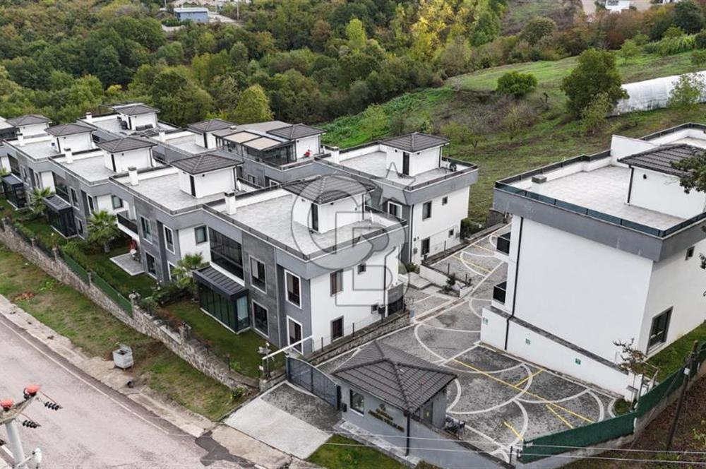 CB Envoy'dan Sunrise Villalarında Deniz Manzaralı Tripleks Villa