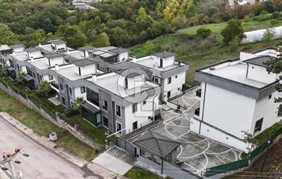 CB Envoy'dan Sunrise Villalarında Deniz Manzaralı Tripleks Villa