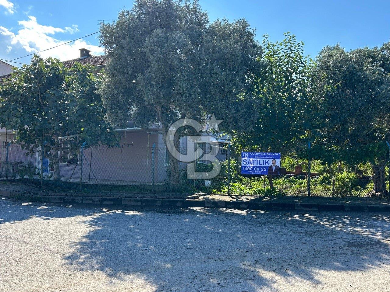 CB Envoy'dan Altınova Cumhuriyet mah. 3 Adet Daireli 985 m2 Arsa