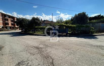 CB Envoy'dan Altınova Cumhuriyet mah. 3 Adet Daireli 985 m2 Arsa