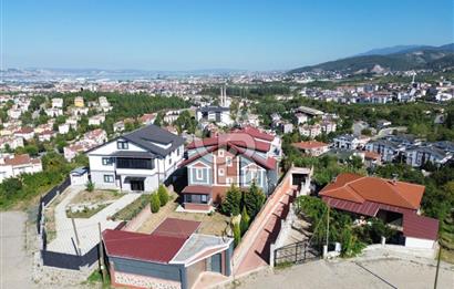 Envoy'dan Saraylı Sivritepe Mevkii Satılık Özel Tasarım Villa