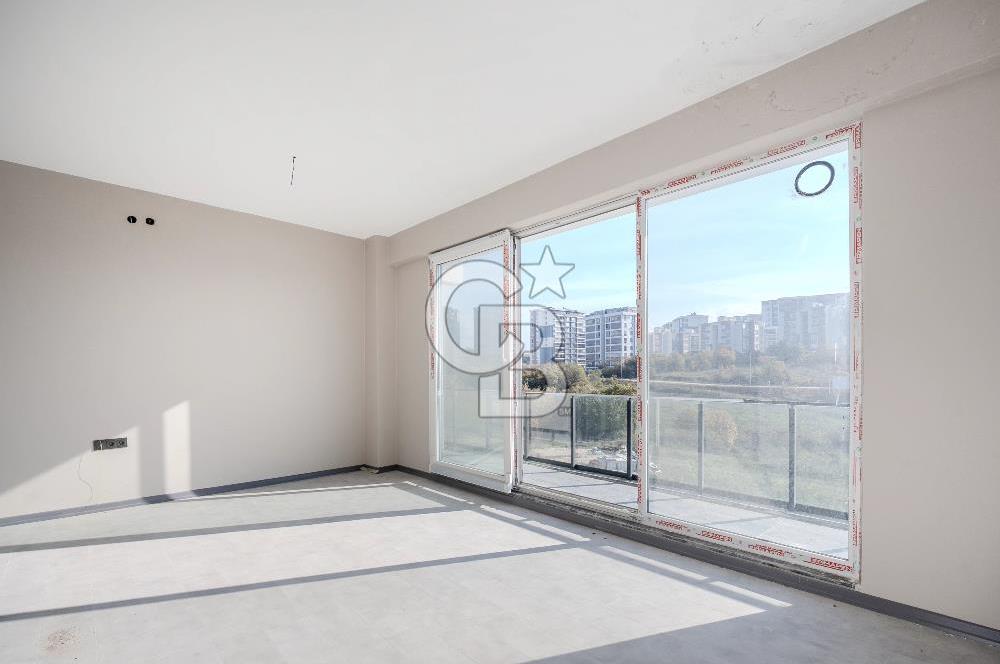 CB BLACK'TEN KIZILCIKLI'DA LOTUS SATILIK OFİS TERASLI 