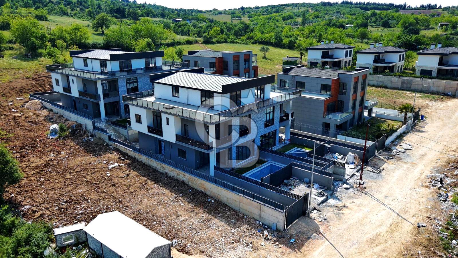 CB BLACK GÜMÜŞTEPE SATILIK 350M2 NET 6+2 VİLLA