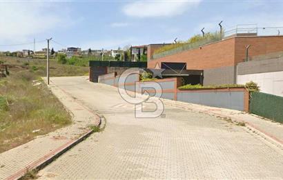 JASSE'DEN HİLTON OTEL ARKASI FIRSAT ÜÇ KAT İMARLI ARSA