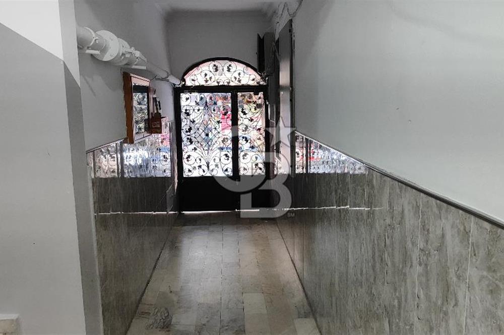 BAĞCILAR MERKEZ 6+1 FERAH DAİRE