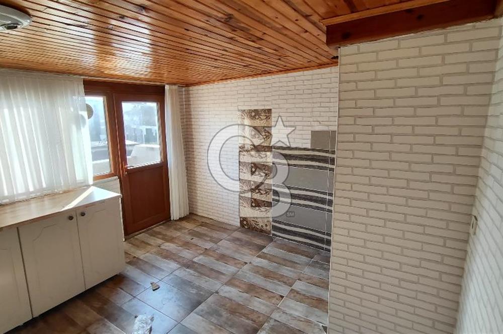 BAĞCILAR MERKEZ 6+1 FERAH DAİRE