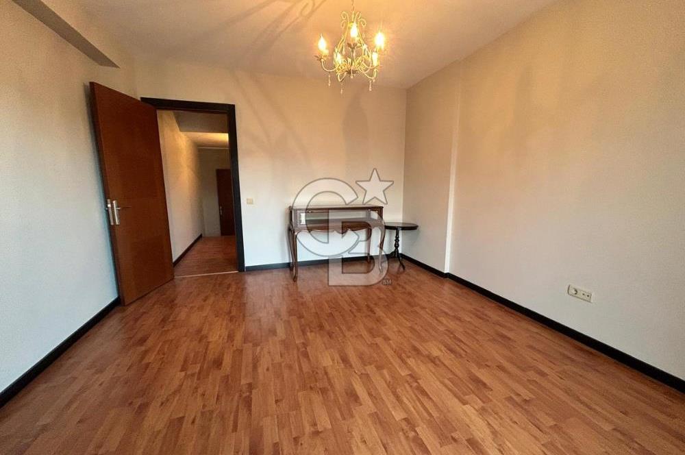 Ağaoğlu My Town'da 4+1 havuz cepheli sosyal tesis.güv.Boş daire