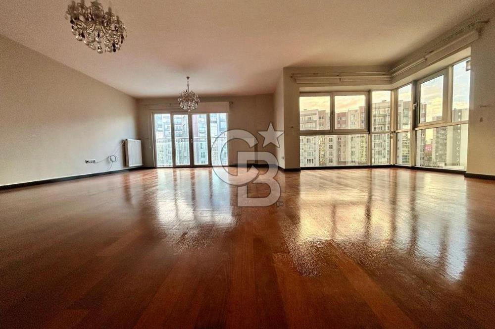 Ağaoğlu My Town'da 4+1 havuz cepheli sosyal tesis.güv.Boş daire