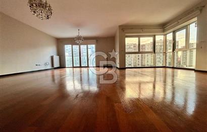 Ağaoğlu My Town'da 4+1 havuz cepheli sosyal tesis.güv.Boş daire