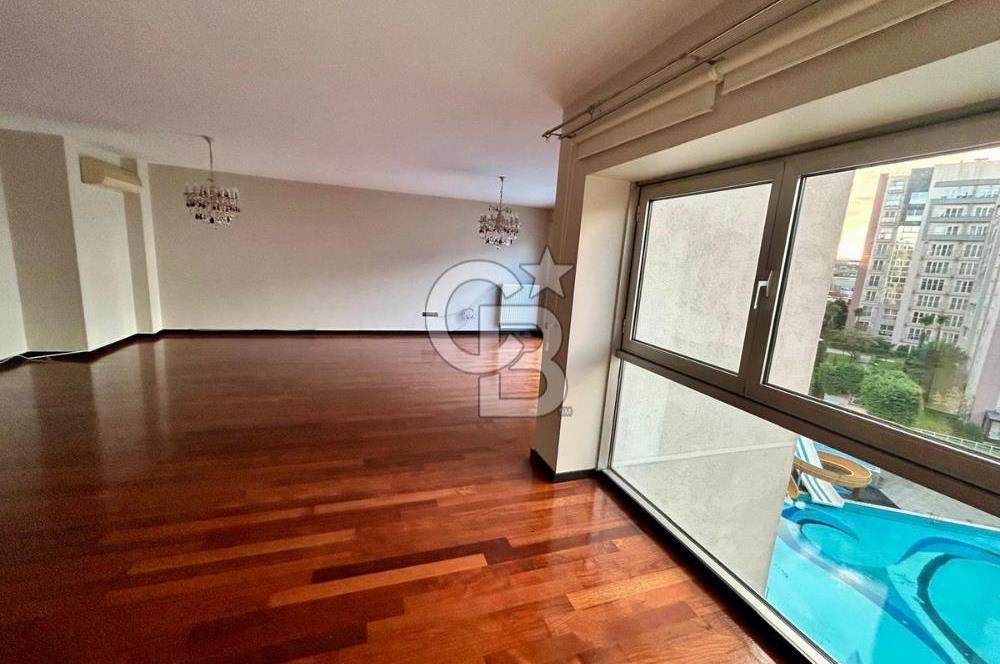 Ağaoğlu My Town'da 4+1 havuz cepheli sosyal tesis.güv.Boş daire