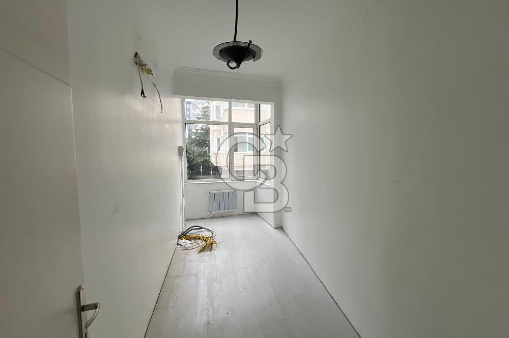 Kadıköy Kızıltoprak zühtüpaşa'da Kiralık ofis 
