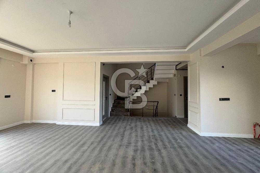 YALOVA SAMANLI DA NEZİH BUTİK SİTEDE SATILIK 6+1 TRİPLEX VİLLA!.