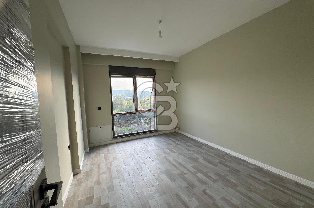 YALOVA SAMANLI DA NEZİH BUTİK SİTEDE SATILIK 6+1 TRİPLEX VİLLA!.