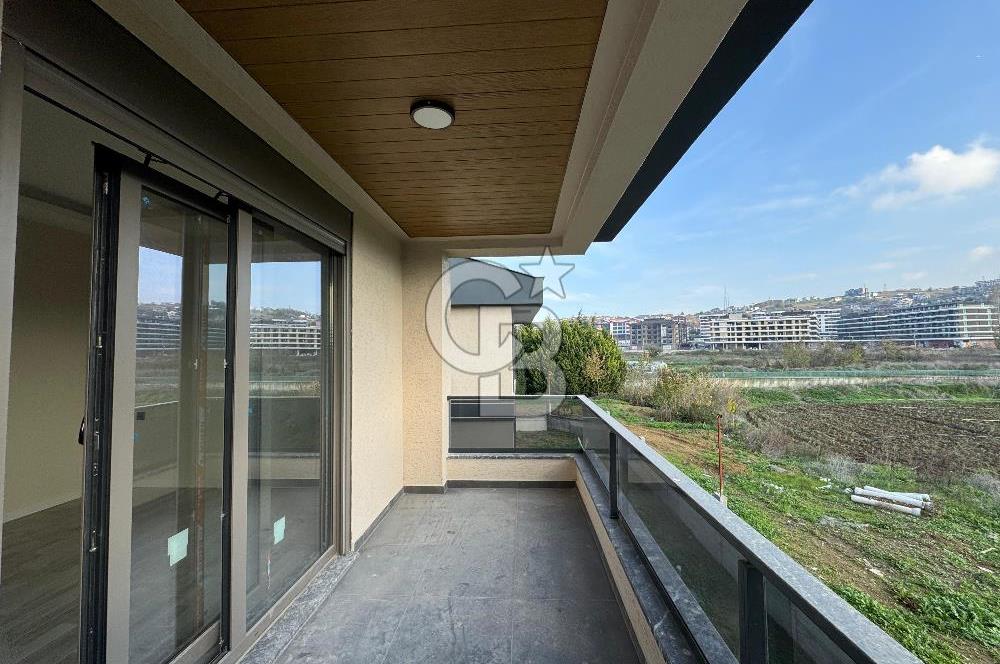 YALOVA SAMANLI DA NEZİH BUTİK SİTEDE SATILIK 6+1 TRİPLEX VİLLA!.