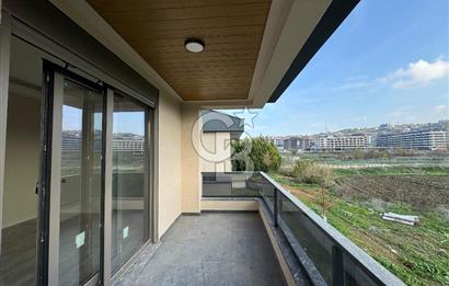 YALOVA SAMANLI DA NEZİH BUTİK SİTEDE SATILIK 6+1 TRİPLEX VİLLA!.