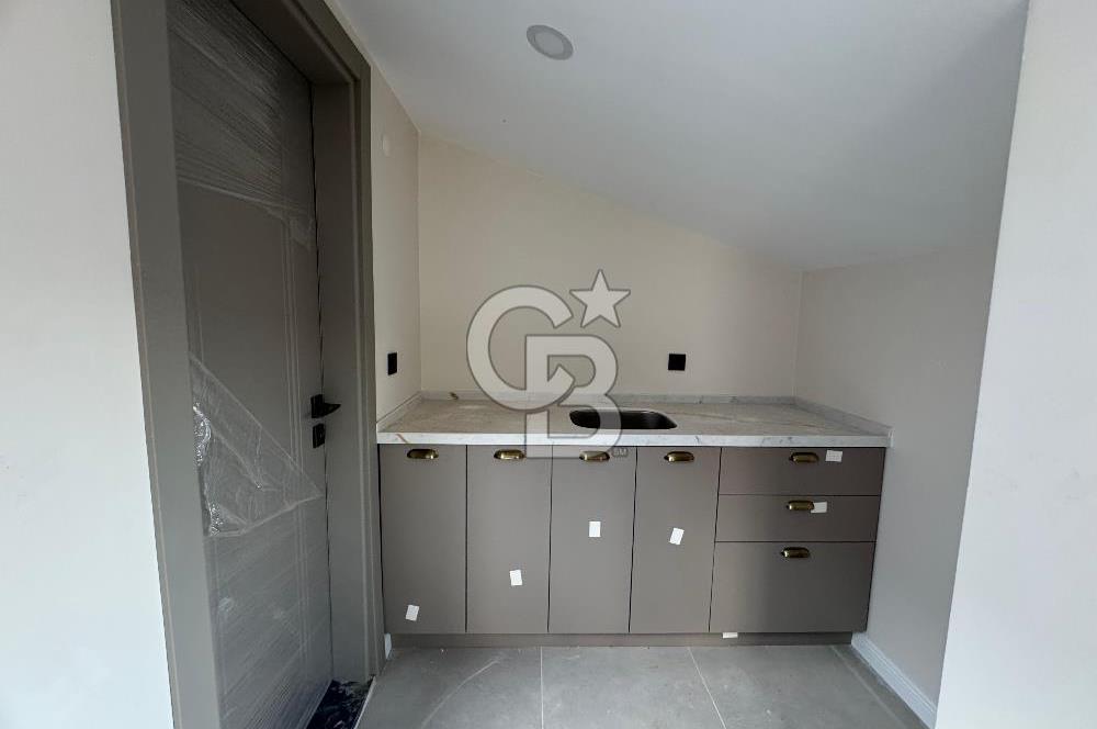 YALOVA SAMANLI DA NEZİH BUTİK SİTEDE SATILIK 6+1 TRİPLEX VİLLA!.