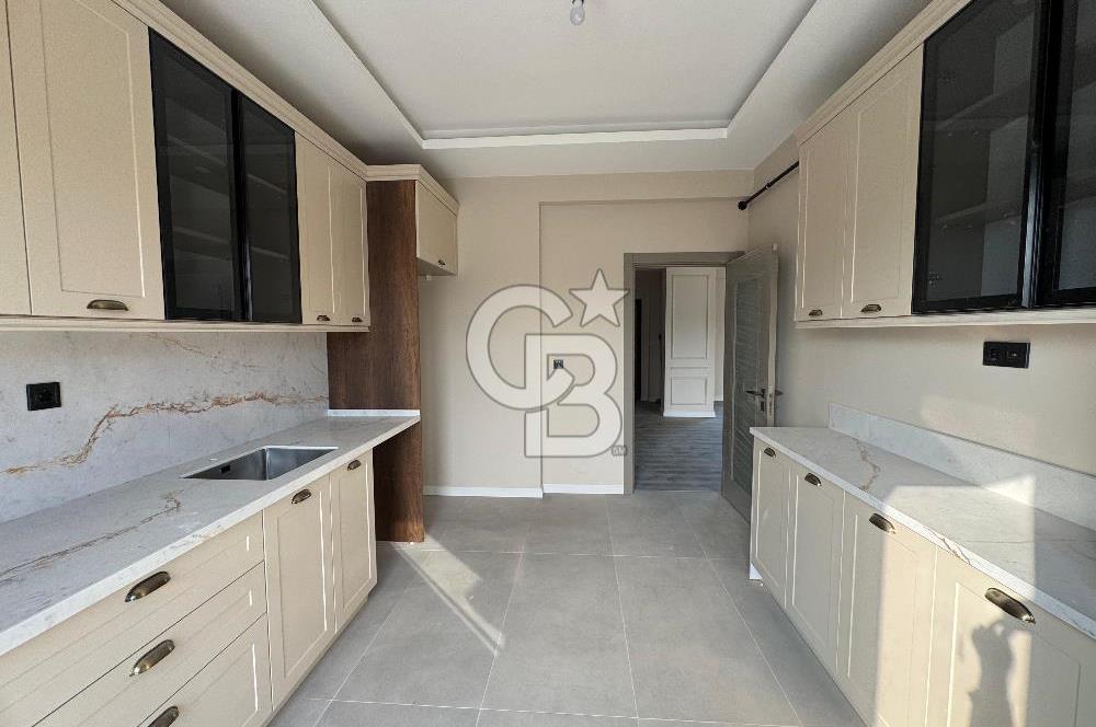 YALOVA SAMANLI DA NEZİH BUTİK SİTEDE SATILIK 6+1 TRİPLEX VİLLA!.