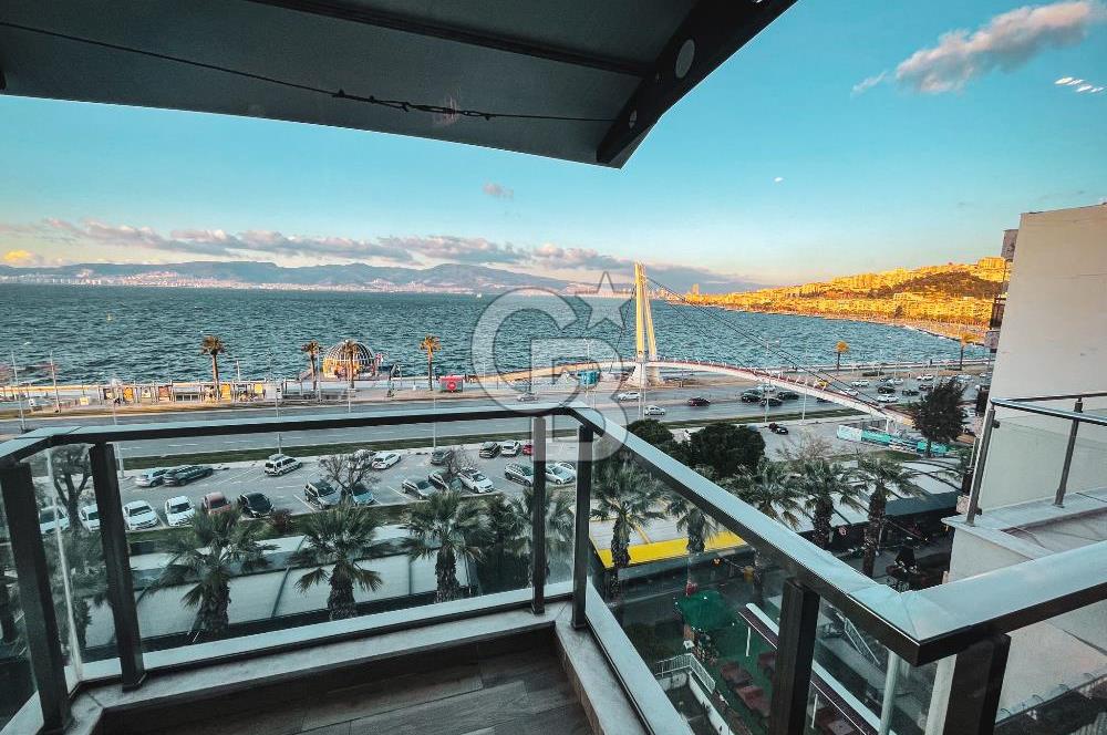 Güzelyalı Deniz Manzaralı Full Tadilatlı 3+1 Çatı Katı Daire