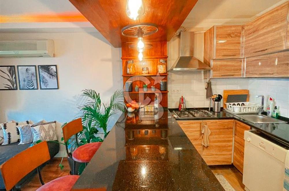 Güzelyalı Deniz Manzaralı Full Tadilatlı 3+1 Çatı Katı Daire