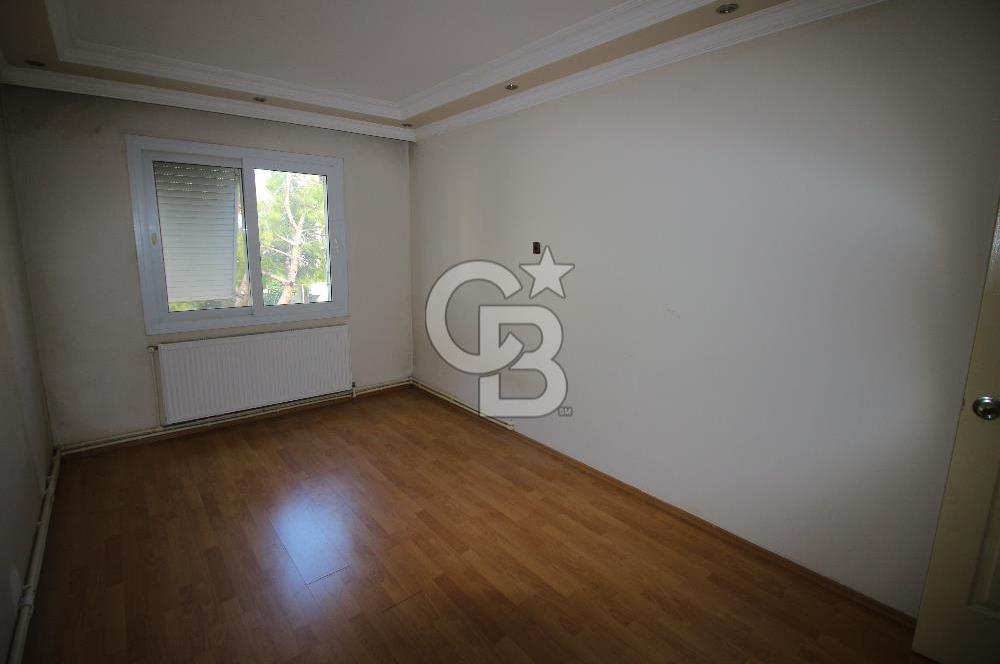 Buca Çevikbir Meydan Yakını 2+1 Satılık Daire