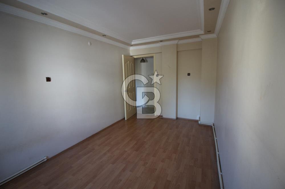 Buca Çevikbir Meydan Yakını 2+1 Satılık Daire