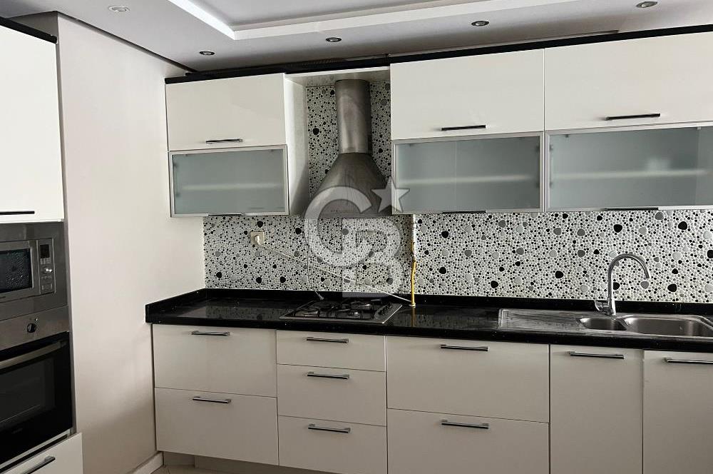 BÜYÜKÇEKMECE DE DENİZ MANZARALI KİRALIK DUBLEKS