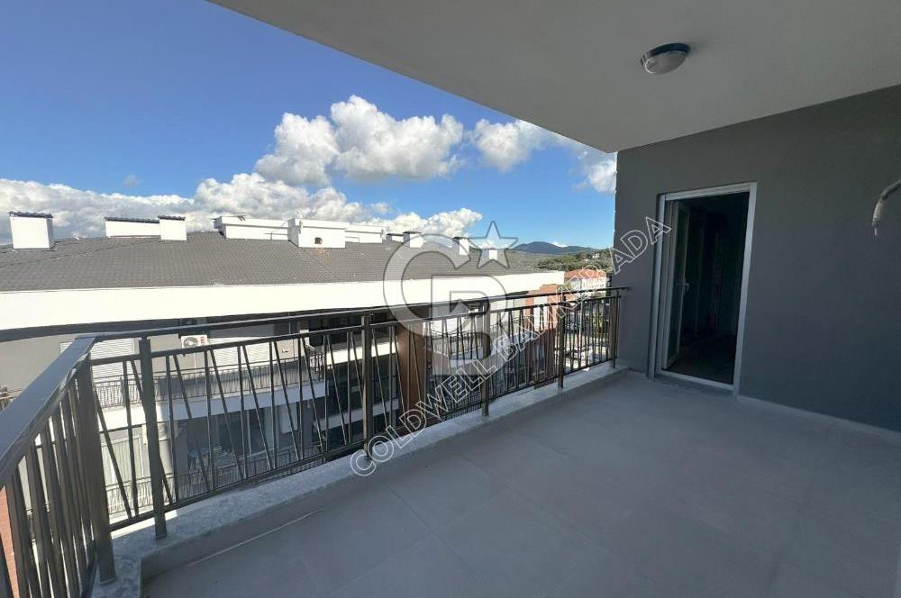 Kuşadası Değirmendere'de 2+1 Fırsat Fiyata Residence Daire