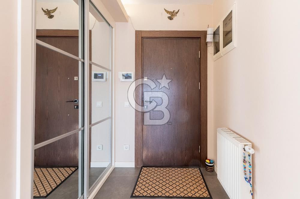 Karşıyaka 360 Sitesi Yüksek Vadi Evlerinde Büyük Tip Satılık 4+1