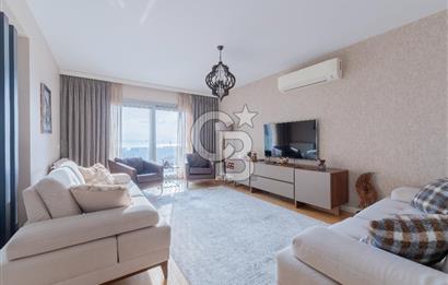 Karşıyaka 360 Sitesi Yüksek Vadi Evlerinde Büyük Tip Satılık 4+1