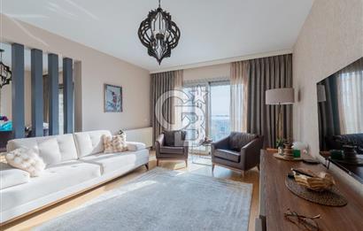 Karşıyaka 360 Sitesi Yüksek Vadi Evlerinde Büyük Tip Satılık 4+1