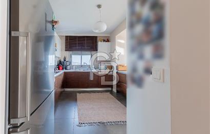 Karşıyaka 360 Sitesi Yüksek Vadi Evlerinde Büyük Tip Satılık 4+1