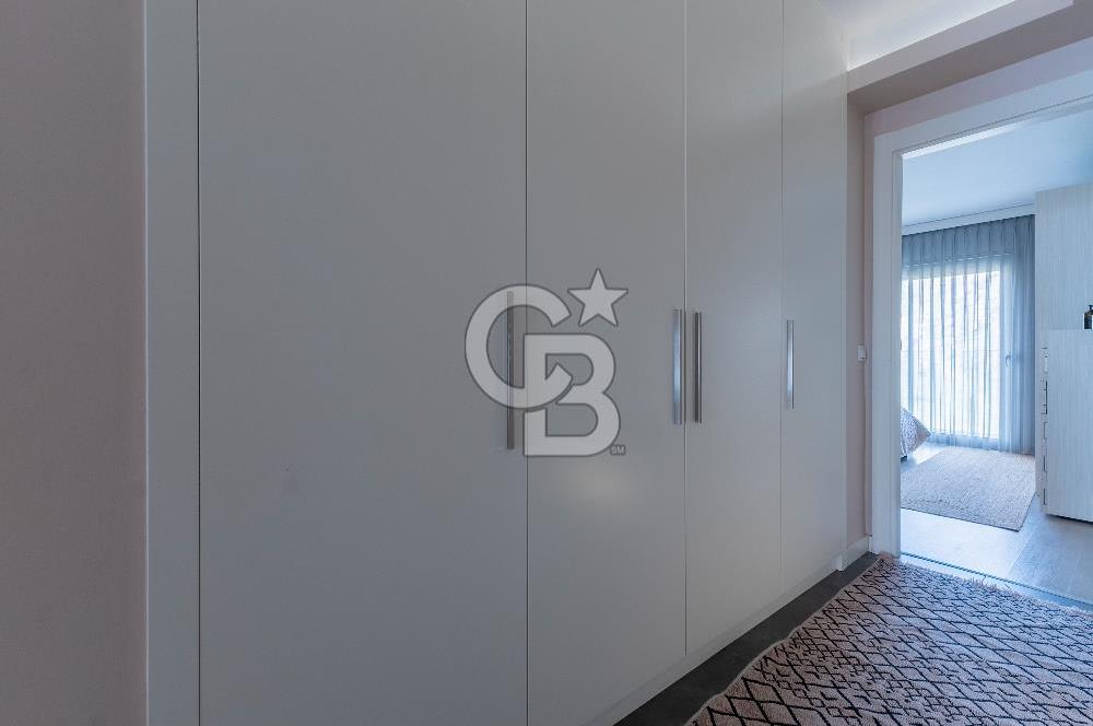 Karşıyaka 360 Sitesi Yüksek Vadi Evlerinde Büyük Tip Satılık 4+1