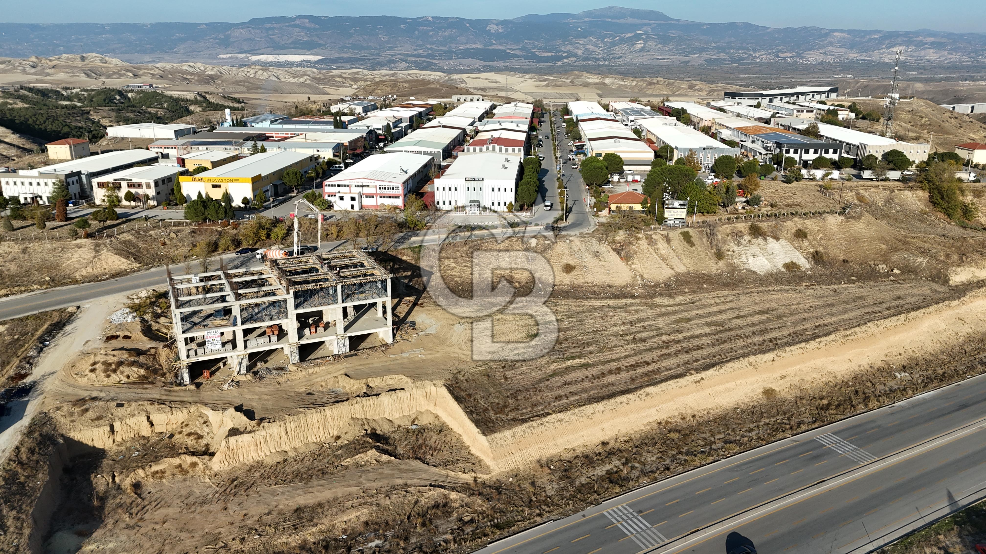 Bozburun Mah. Ana Yol Üstünde 2698M² Satılık Ticari Arsa