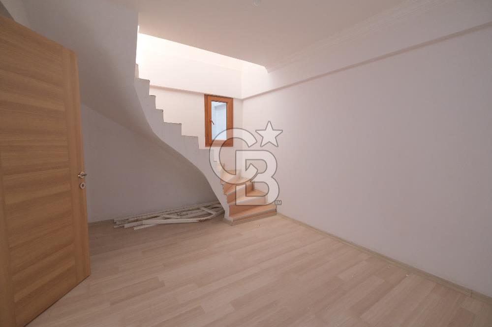 ULUKENT MERKEZDE CB İYA'DAN 3+1 AÇIK MUTFAK DUBLEKS SATILIK DAİRE