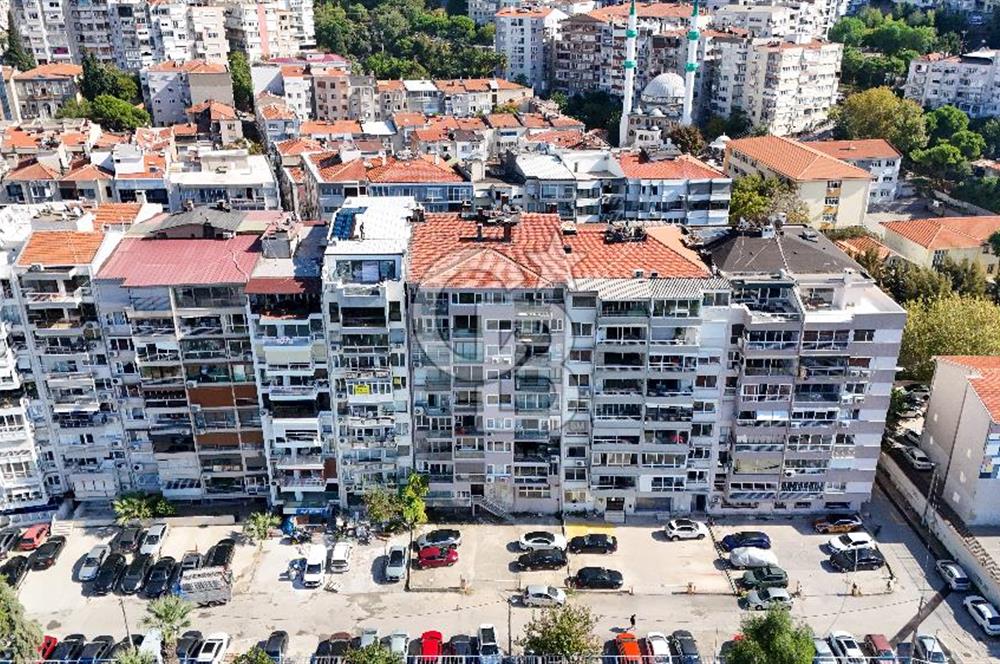 KARATAŞ DENİZ MANZARALI ÇİFT CEPHE 4+1 SATILIK DAİRE