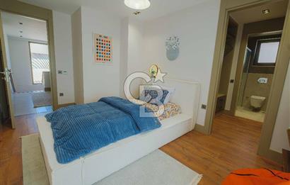 BÜYÜKÇEKMECE KUMBURGAZ 6+2 SATILIK MÜSTAKİL VİLLA